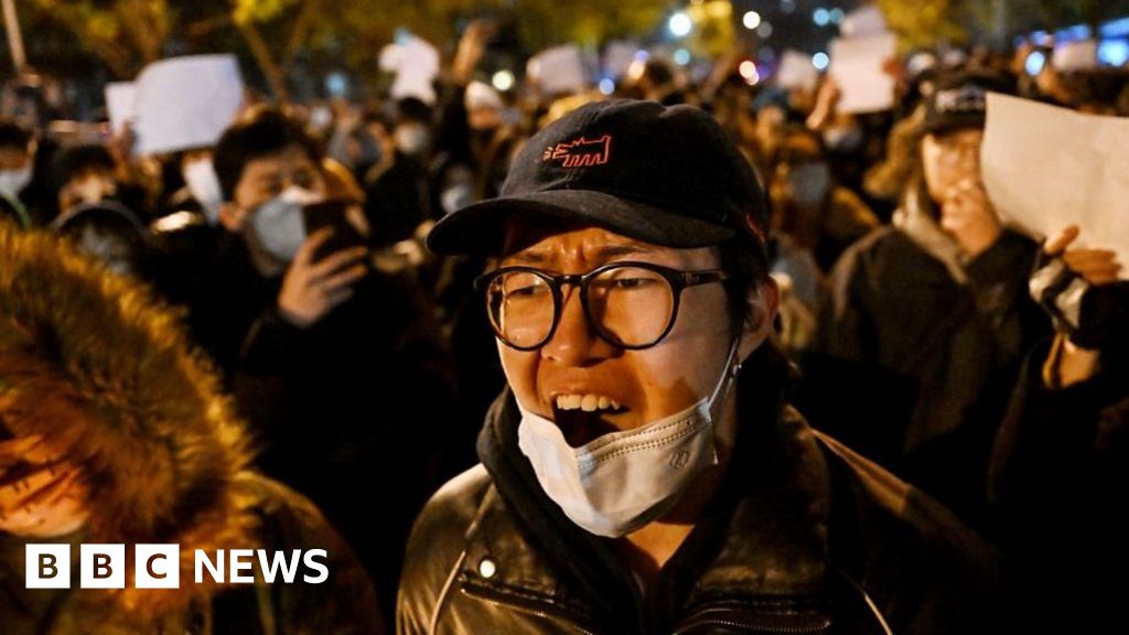 China Covid: How five dramatic days of protests unfolded