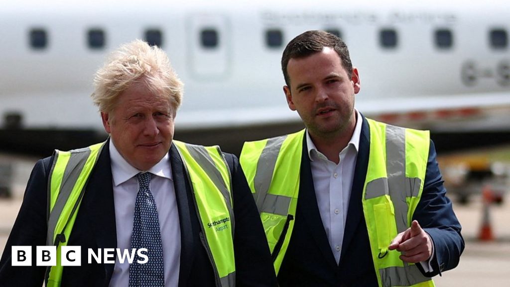 MP Paul Holmes quits government role over Sue Gray report