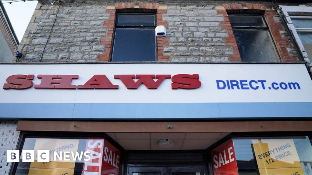 Shaws the Drapers enters liquidation after 106 years