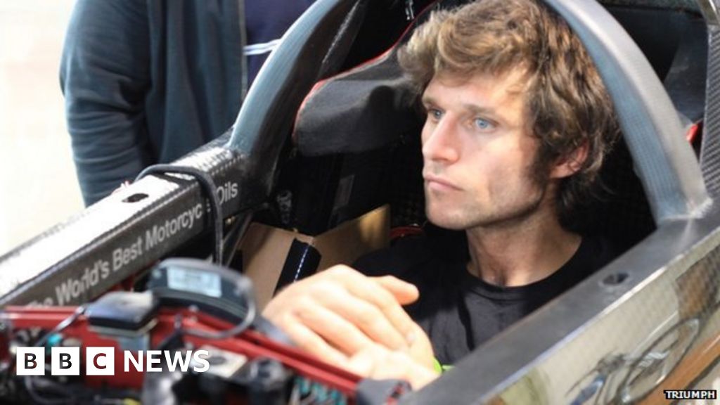 Guy Martin to attempt 400mph land speed record BBC News