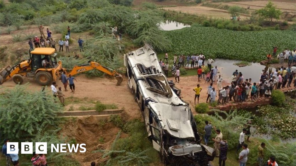 Bus crash kills 29 in northern India BBC News Home Bloglovin’