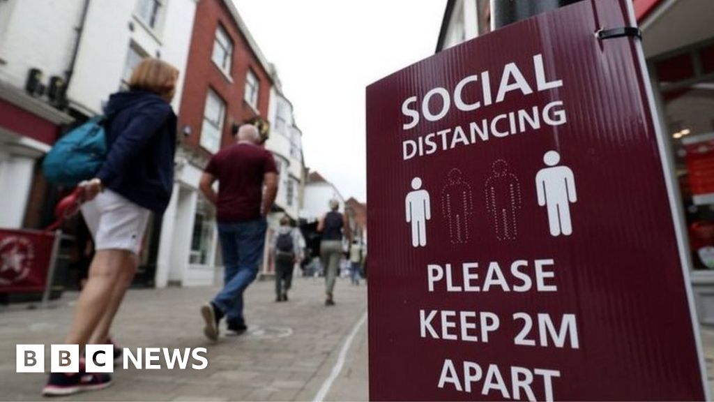 Coronavirus: Manchester students warned off club nights