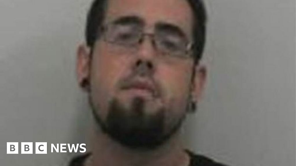 Alexander McDonald given 30 years for mother's murder BBC News