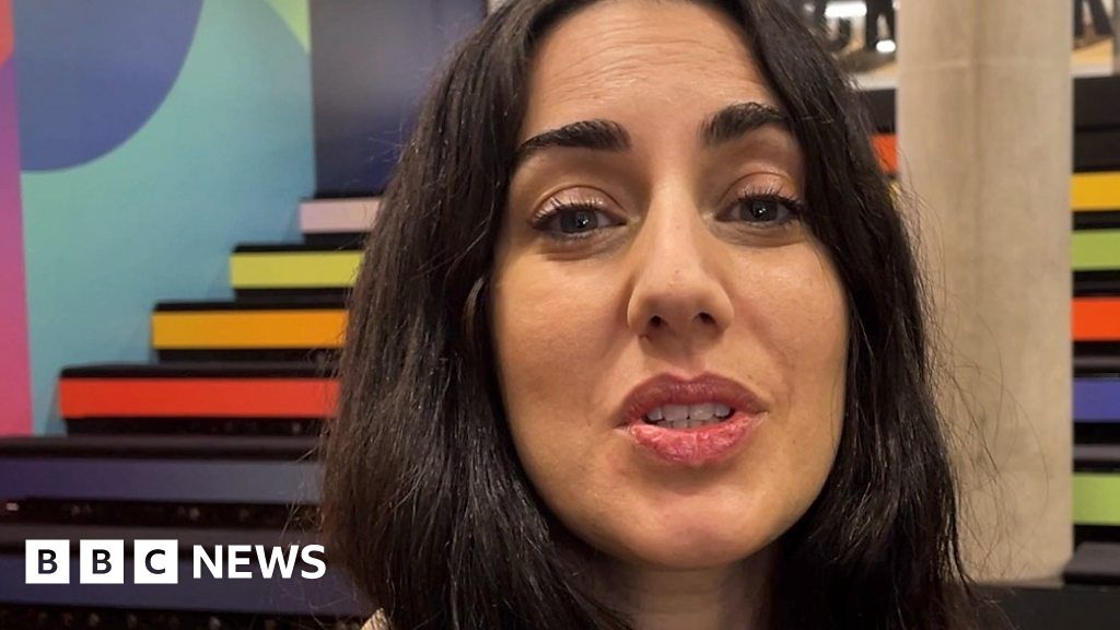 CEO Secrets: 'I begged my dad not to give out business cards'