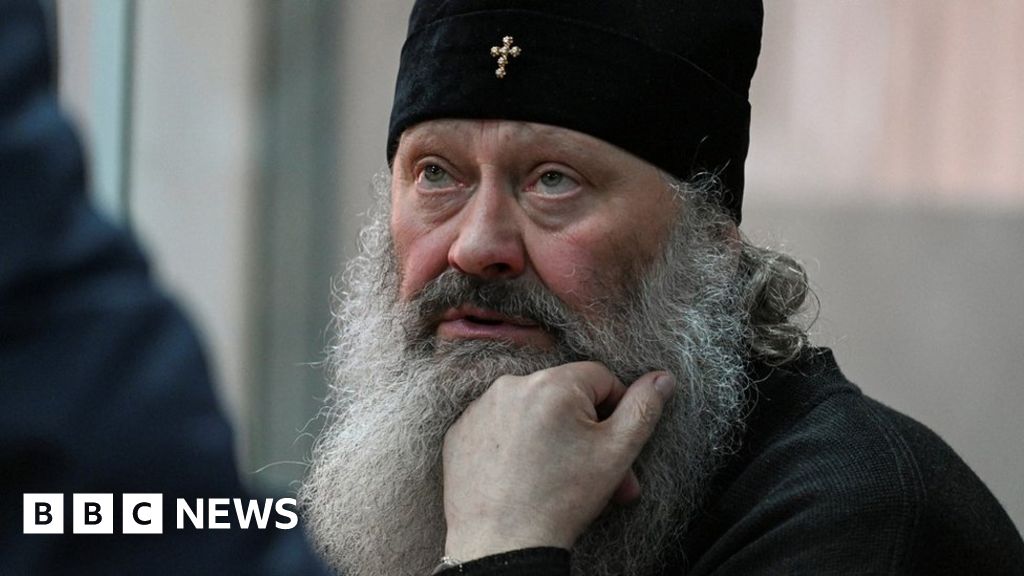Oekraïne beschuldigt de leider van de Orthodoxe Kerk, Pavel, van een pro-Russische houding