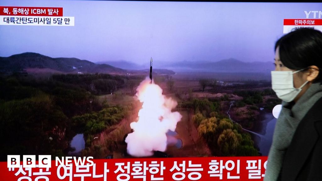 Северна Корея изстреля предполагаема междуконтинентална балистична ракета второто й изстрелване