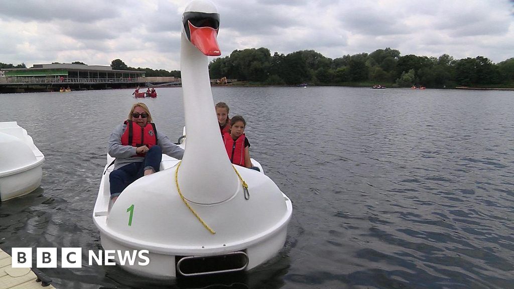 The Canoe2 boathouse at the new Rushden Lakes leisure opens BBC News