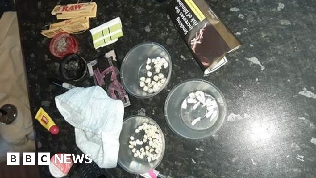 'Heartless' drug dealers 'cuckooed' woman's Nuneaton flat BBC News