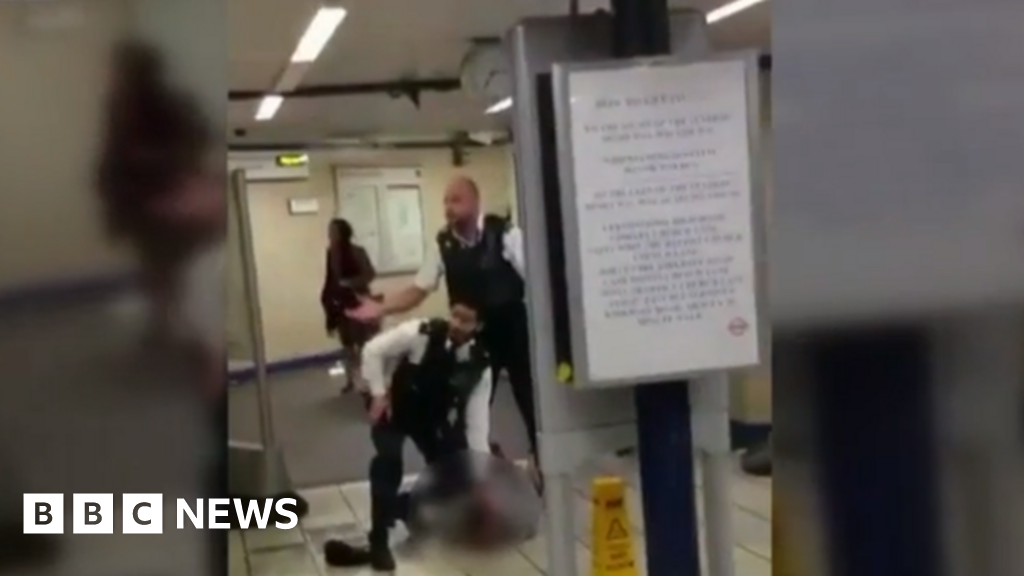 Leytonstone Tube station 'terror attack' Police appeal for footage