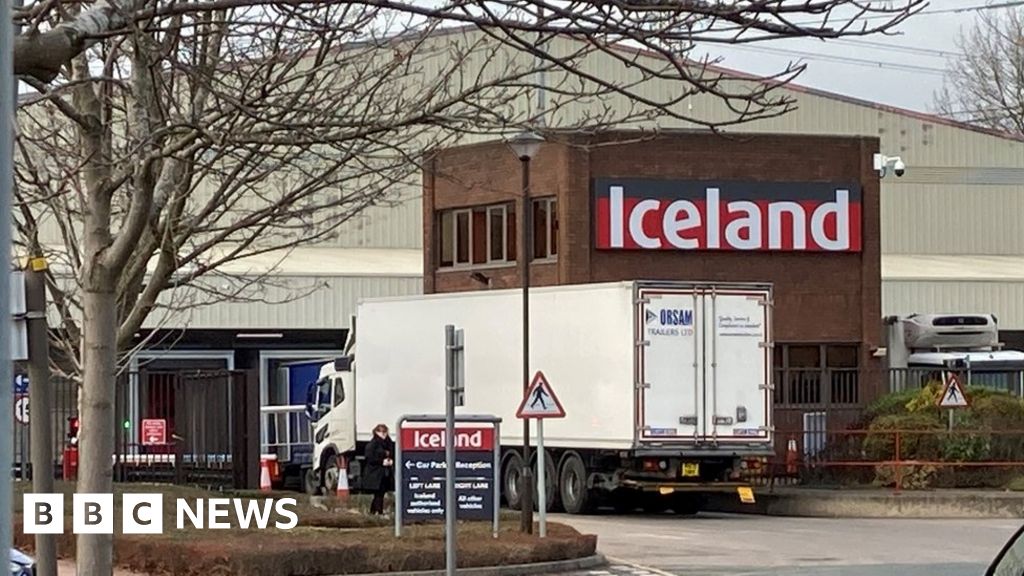 Iceland Up to 240 distribution warehouse jobs at risk