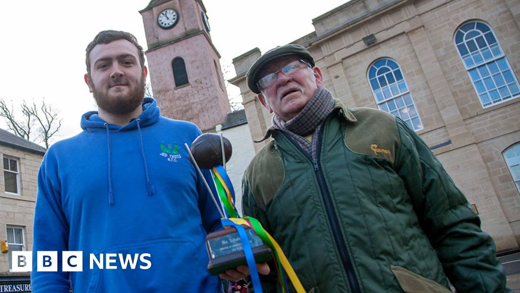In pictures: Jedburgh's ba' game