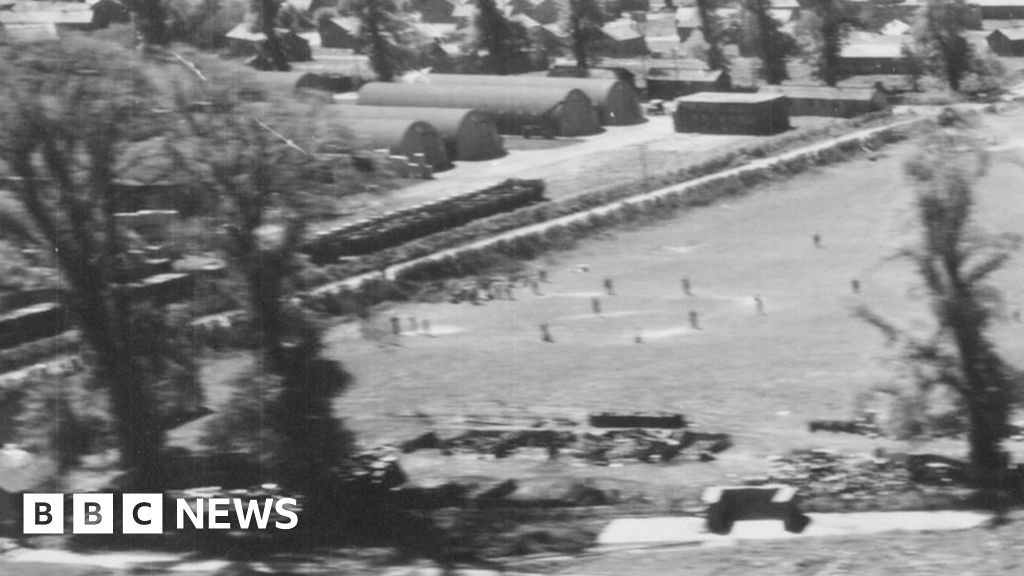 Aerial Photos From Wiltshire In Ww2 Made Available For First Time Bbc