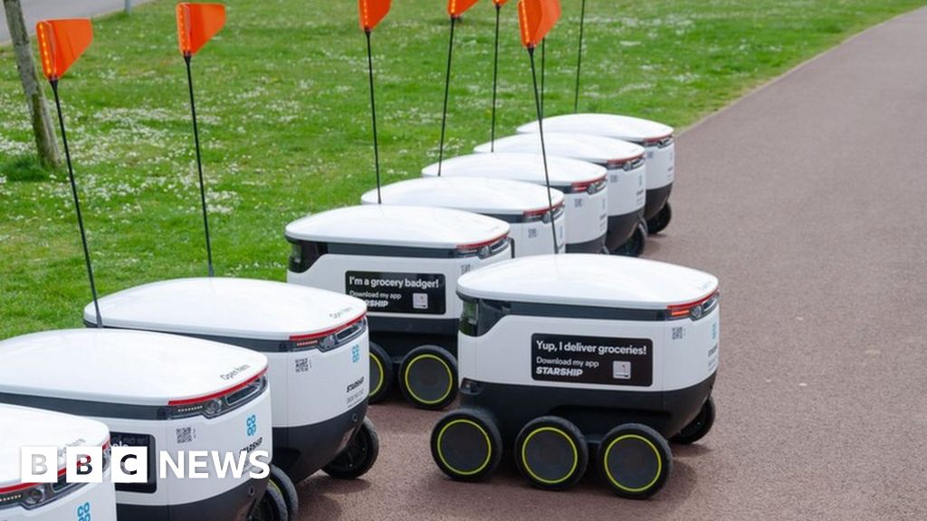 Robot supermarket delivery trial in Cambridgeshire