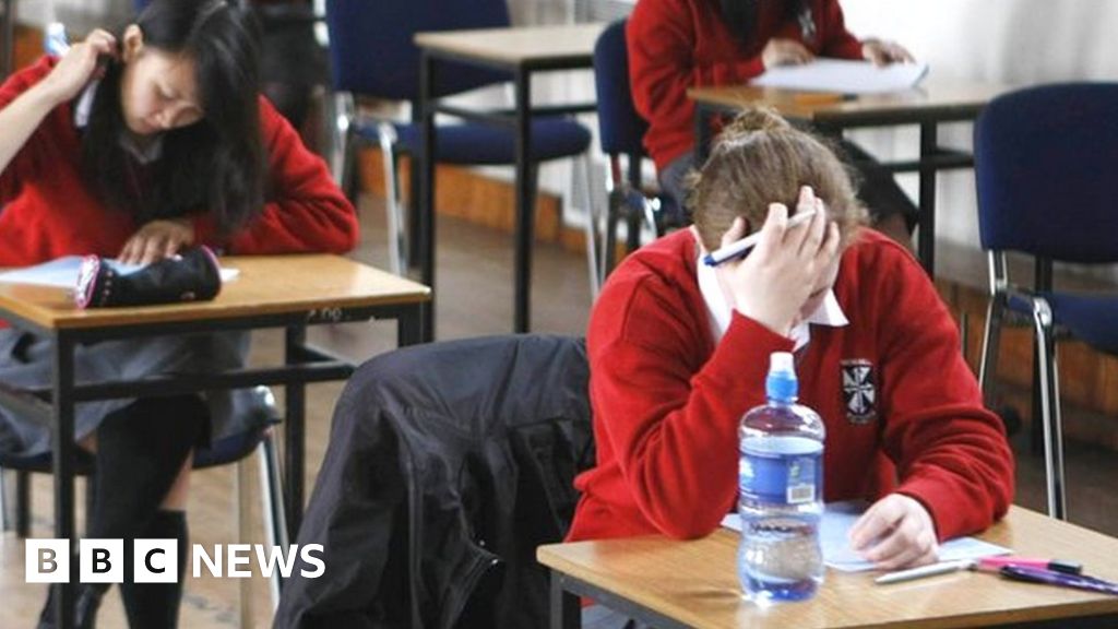 exams-in-scotland-to-be-reformed-but-not-scrapped