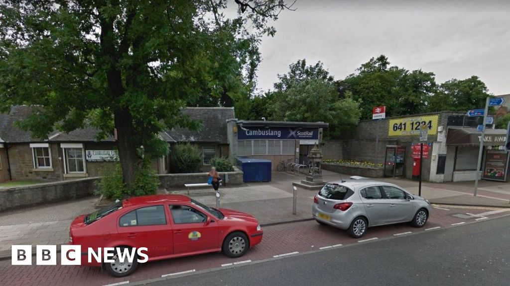 Man Is Stabbed In Face At Cambuslang Train Station