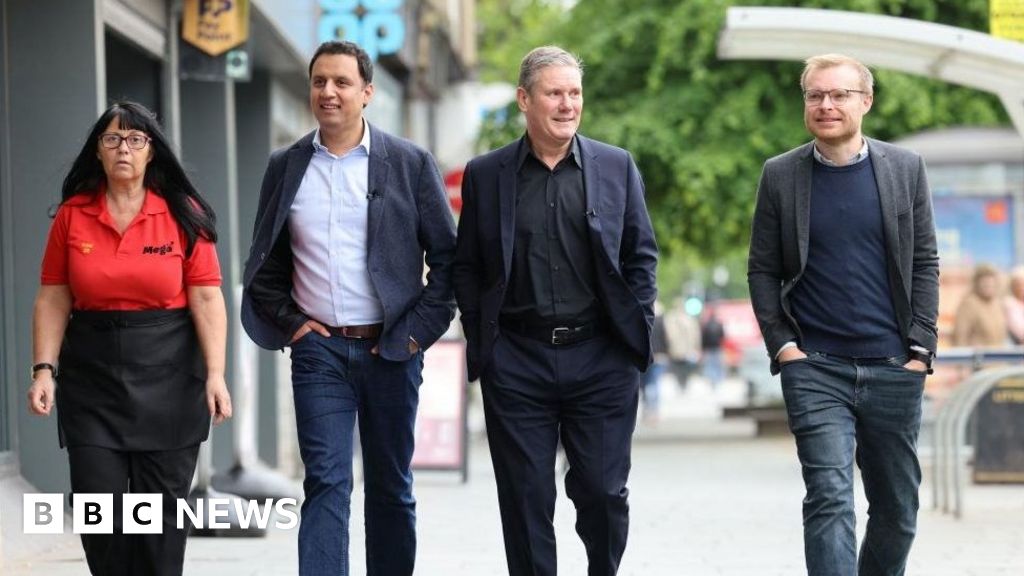 Rutherglen: Labour eye Scottish breakthrough in key by-election