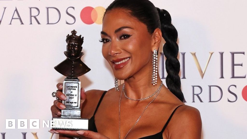 Image for article: Weekly quiz: How did Sunset Boulevard put itself on the map at the Oliviers? Image