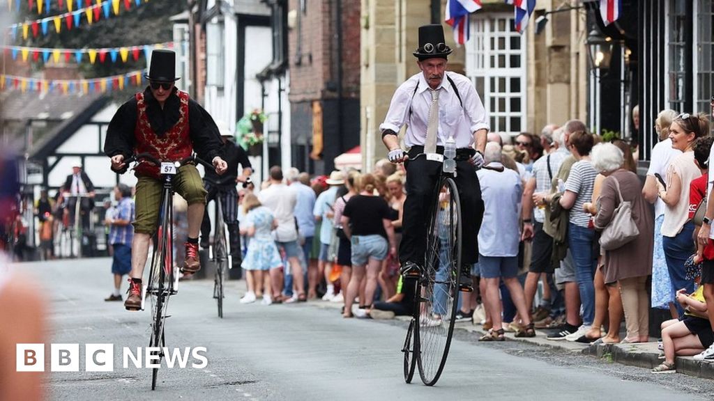 Penny farthing deals race