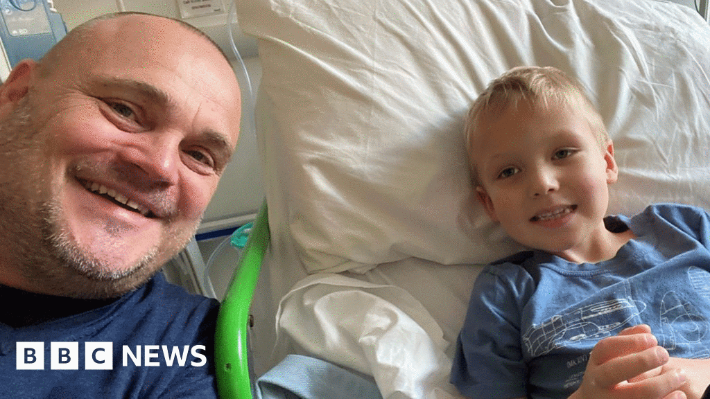 Al Murray: 'Nephew needs a transplant before Christmas'