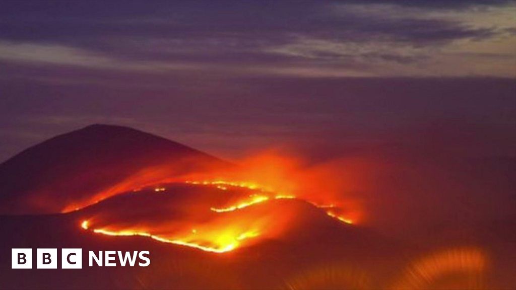 Slieve Donard Fire Crews Working In extreme Conditions BBC News slieve-donard-fire-crews-working-in-extreme-conditions-bbc-news