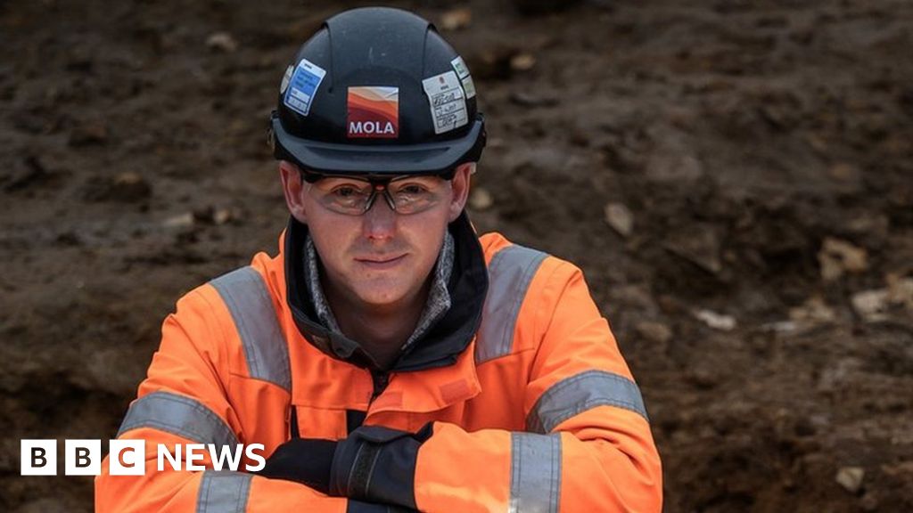HS2: Vast Roman settlement found by archaeologists 