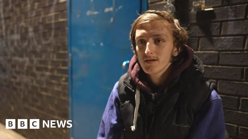 Homelessness: Rough sleeping up more than a quarter in a year