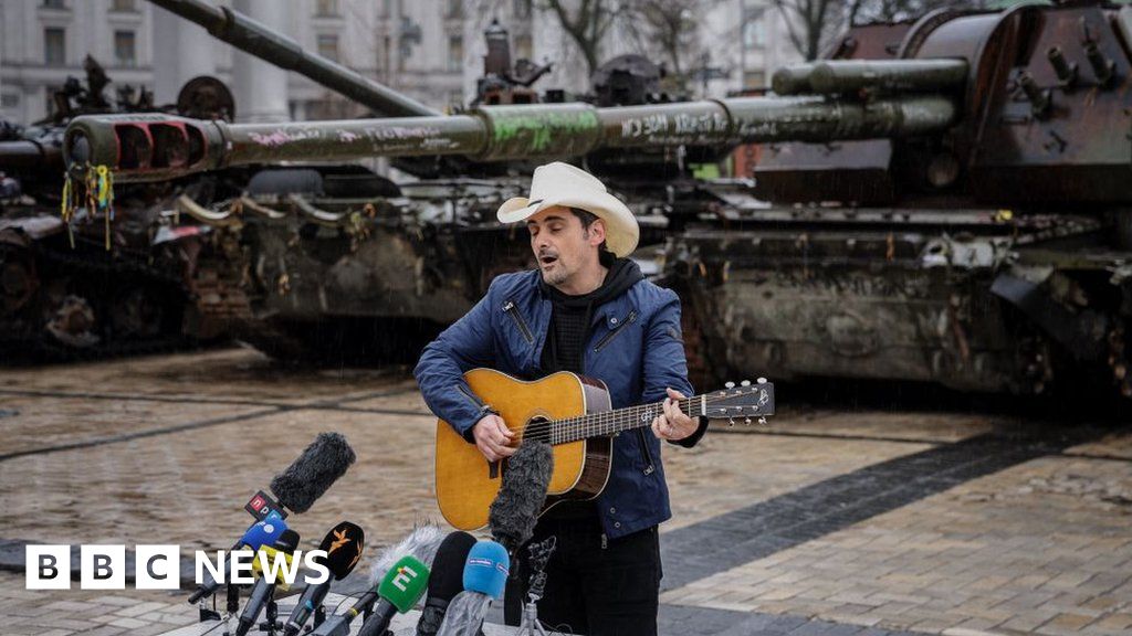 Brad Paisley ‘will never be the same’ after Ukraine visit