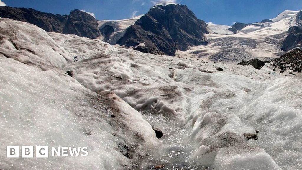 Alps glaciers melting faster as heatwaves hit