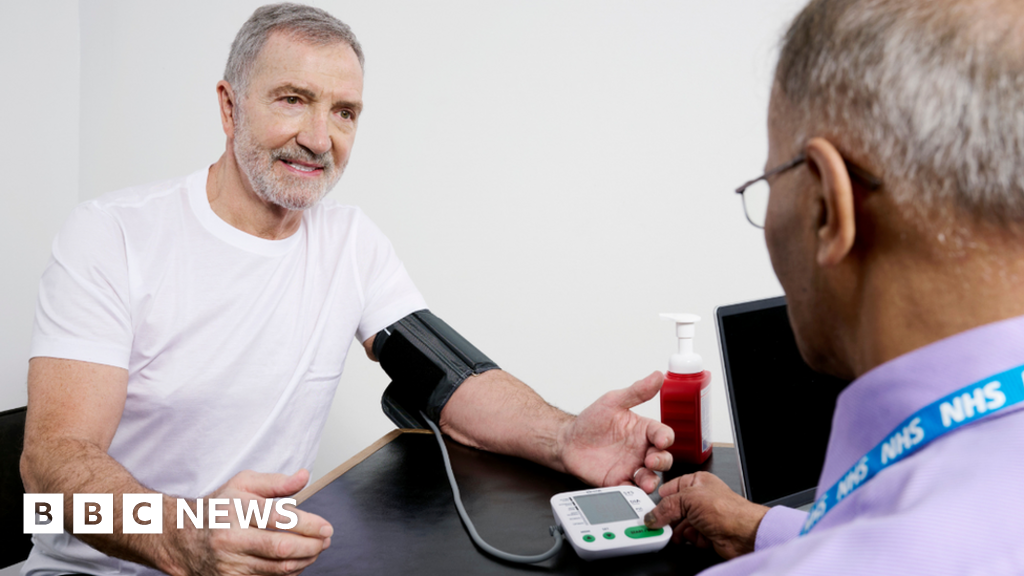 People over 40 urged to take free blood pressure tests