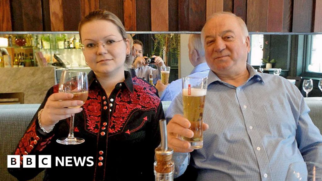 Russian Spy Russia Demands Nerve Agent Sample From Uk