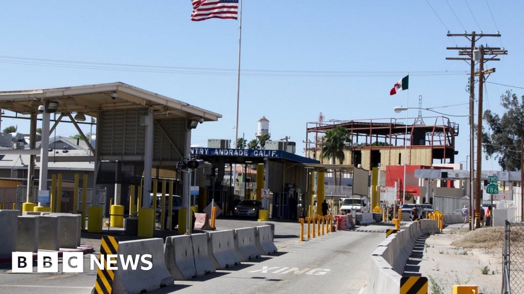 Tens of thousands of images stolen in US border hack