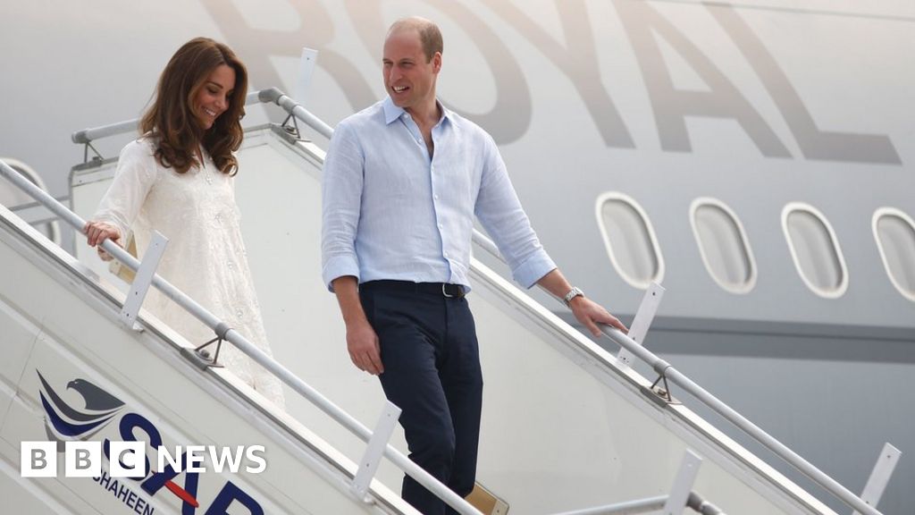 Duke and Duchess: Royal plane aborts landing after Pakistan storms