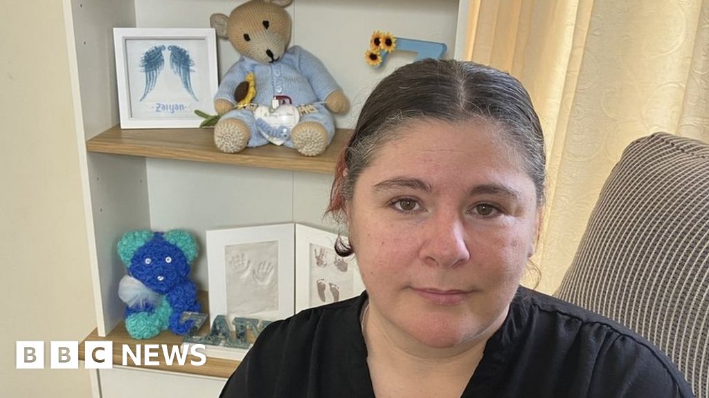 Stillbirth: Aberdare mum's 'unforgiveable' two-year wait