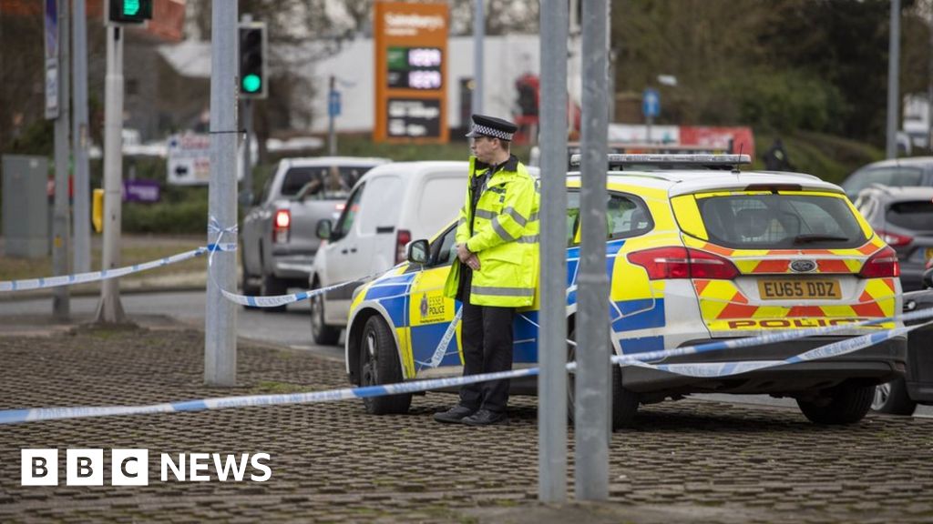 Rayleigh Weir Pedestrian dies after being hit by lorry BBC News