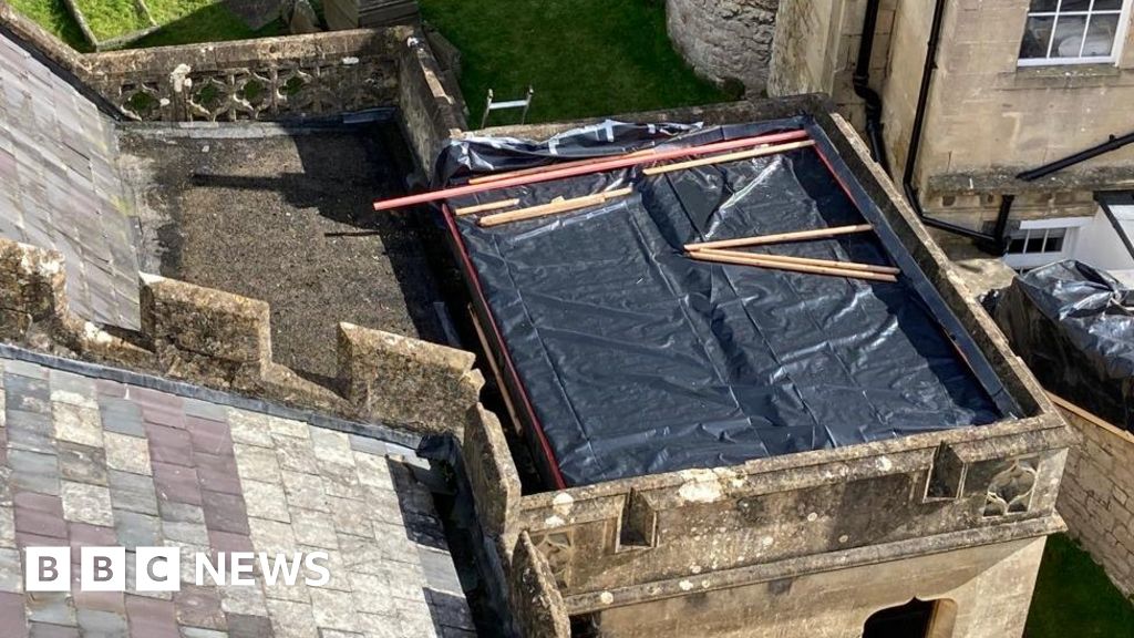 Bath: Churches hit with damage as thieves strip lead from roofs - BBC News