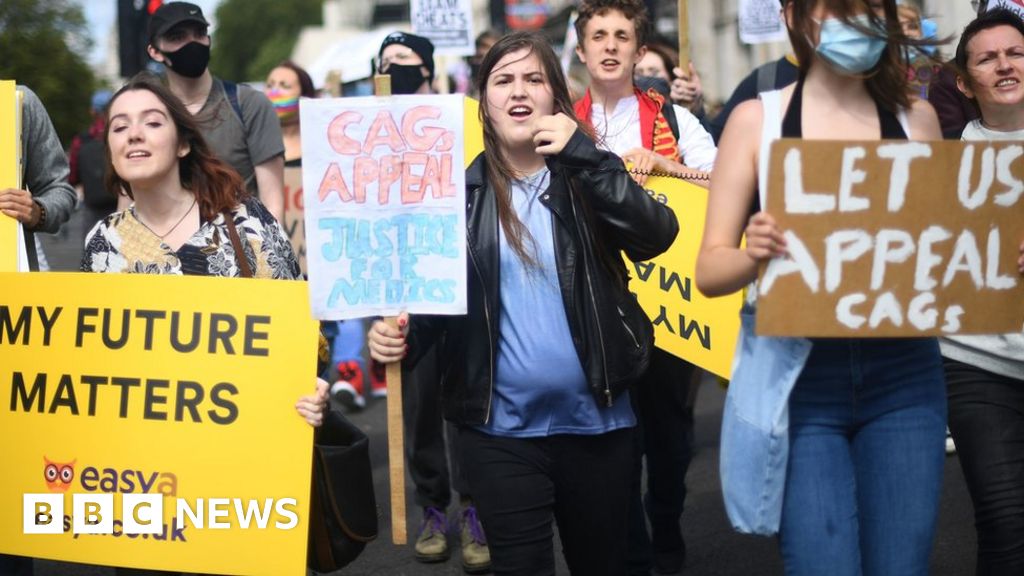 Williamson defends use of calculated exam grades