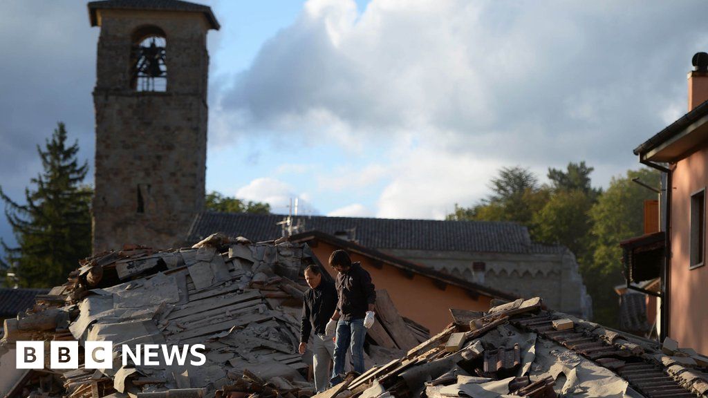 eyewitness-describes-italy-earthquake-panic-bbc-news