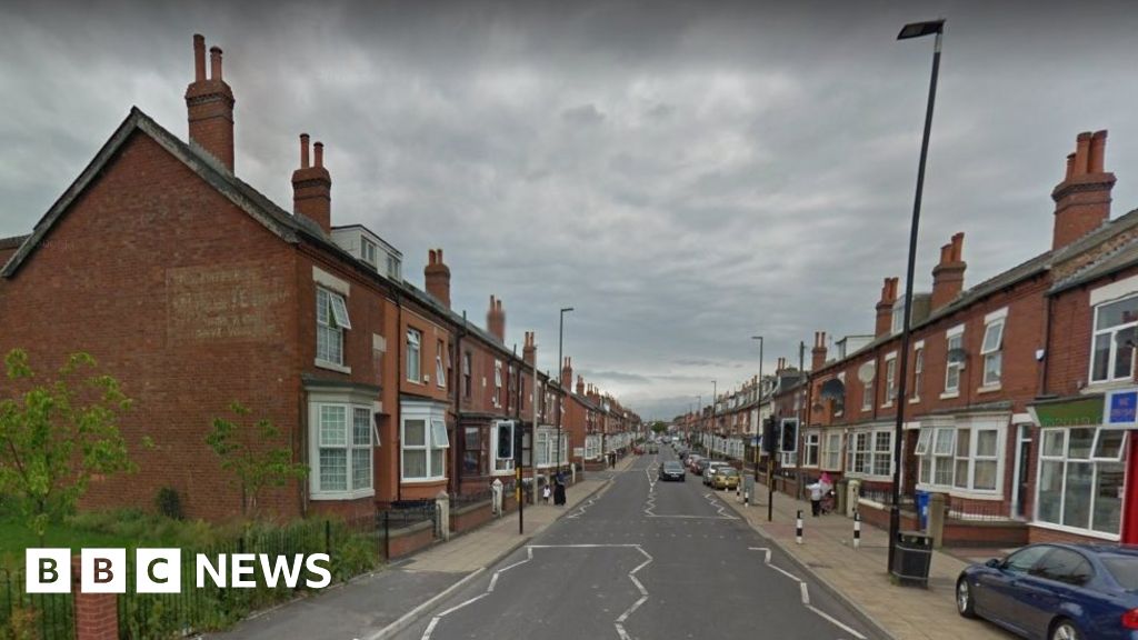 Teenage Girls Hurt In Sheffield Hijab Pulling Attack Teenage Girls Hurt In Sheffield Hijab Pulling Attack