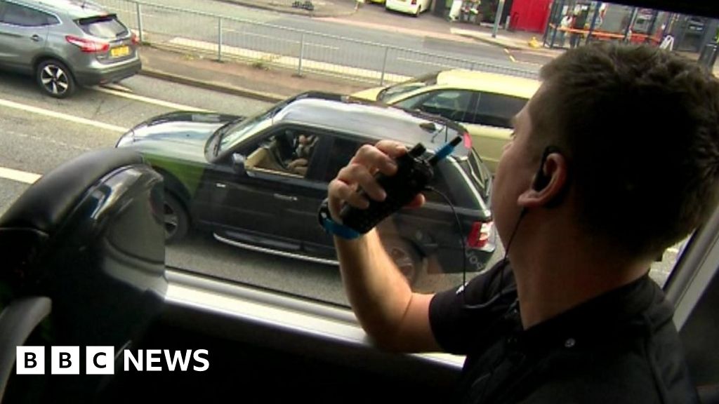 West Midlands Police Spots Drivers Using Mobiles From Bus Bbc News