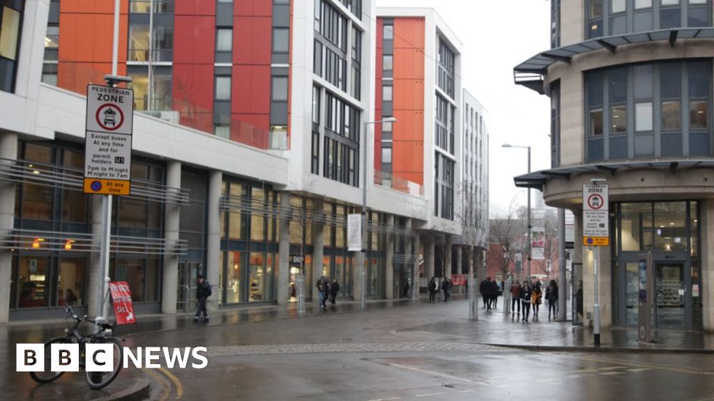 Thousands fined at Nottingham 'bus gate with no public buses' BBC News