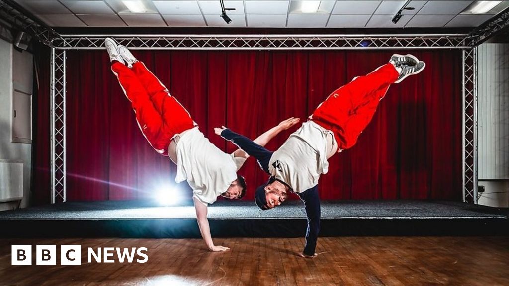 Mental Health: How Breakdancing Classes Can Help - BBC News