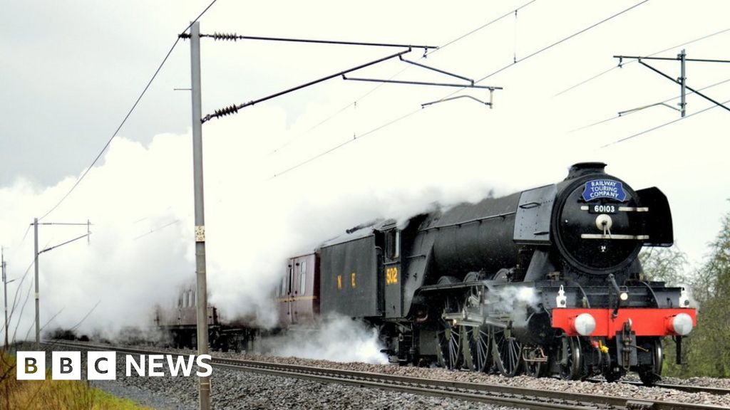 Memories Of Flying Scotsman Sought As Locomotive Returns - BBC News