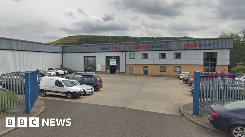 Coronavirus Buy It Direct workers in Huddersfield test positive