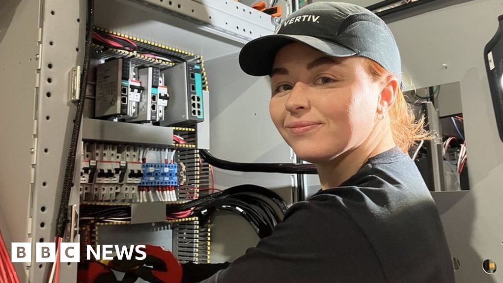 Vertiv Engineering firm to create 200 jobs in Londonderry BBC News