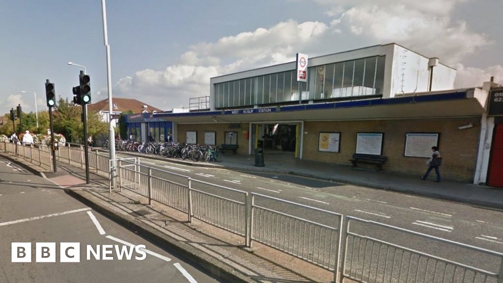 Man stabbed to death in Ickenham, west London BBC News