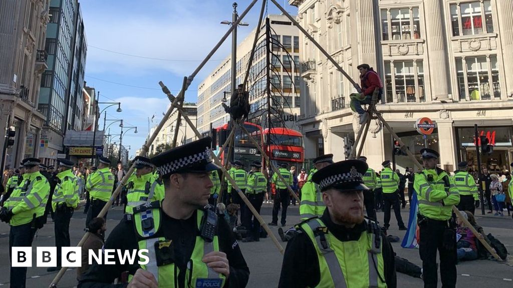 Extinction Rebellion: High Court rules London protest ban 'unlawful'