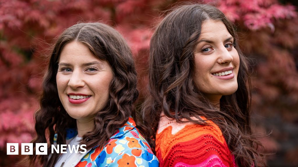 King's medal for twin who fought crocodile off sister