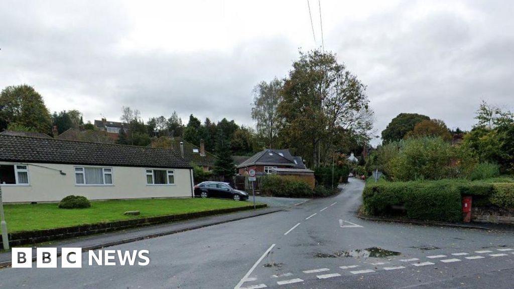 bbc.co.uk - Alex McIntyre - Width restriction proposed for Market Drayton road - BBC News