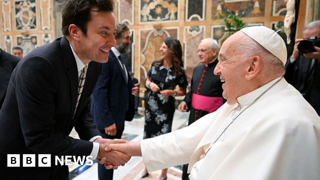 Pope meets Jimmy Fallon and 105 other comics at Vatican
