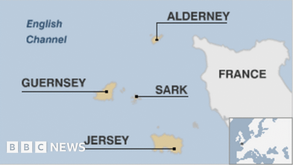 Английский язык island. Нормандские острова на карте. Острова Гернси и джерси на карте. Остров Гернси на карте.